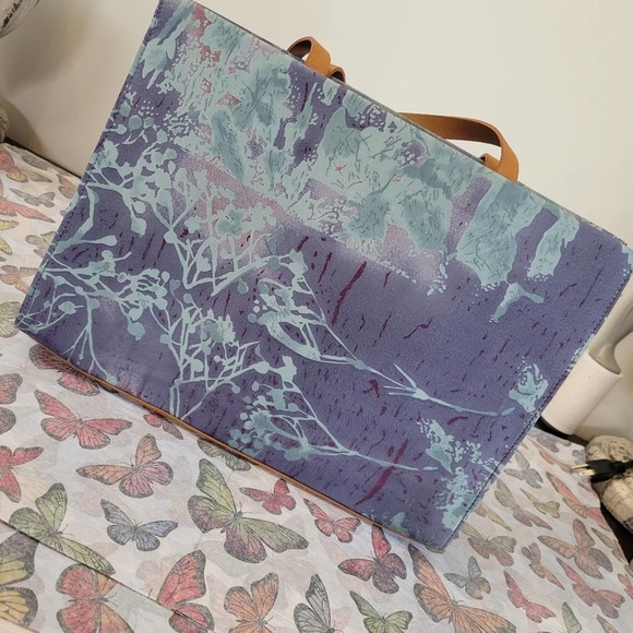 Banana Republic Vintage Silk Bag - Picture 5 of 16